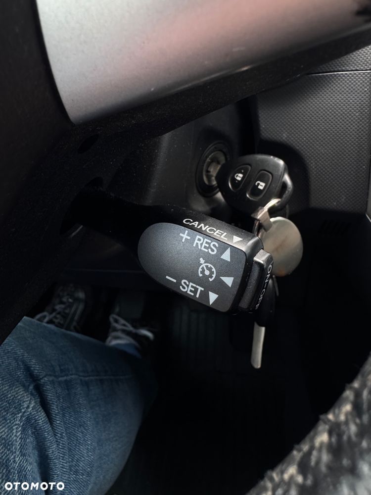 Toyota Auris - 18