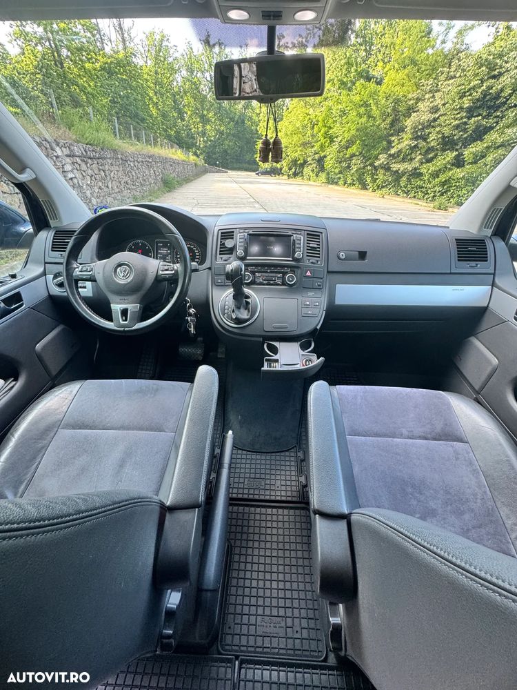 Volkswagen Multivan - 10