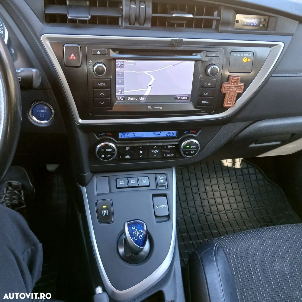 Toyota Auris 1.8 L VVT-i Luna - 7