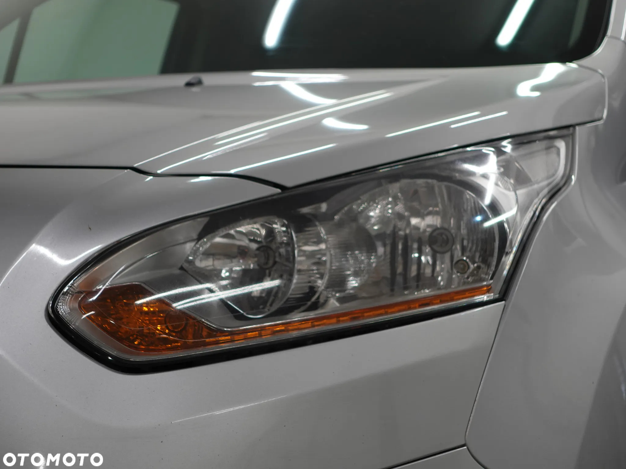 Ford Transit Connect - 15