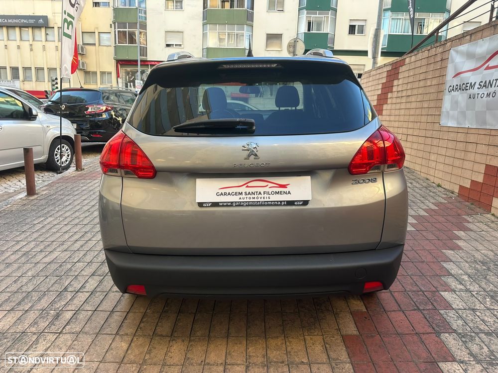 Peugeot 2008 2015 photo 5
