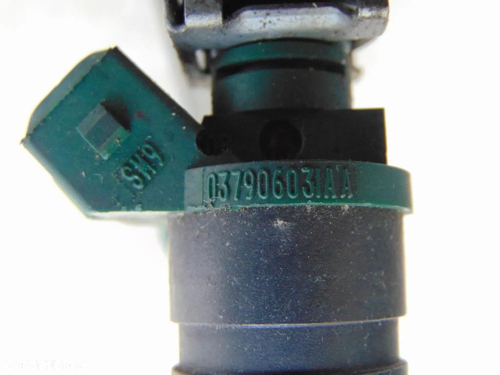 Wtryski wtrysk paliwa 037906031AA Audi A3 Seat Leon I Toledo II Octavia VW Golf 4 IV 1.6 - 2