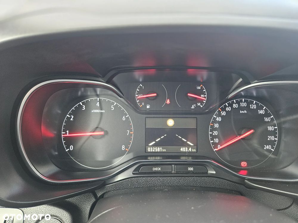 Opel Combo 1.2 Turbo Start/Stop Edition - 37