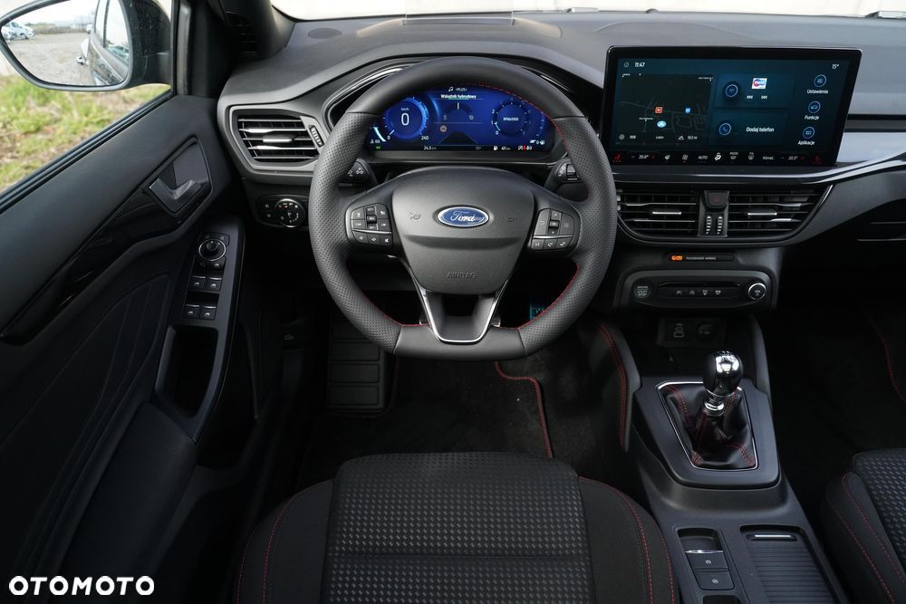 Ford Focus 1.0 EcoBoost mHEV ST-Line X - 14
