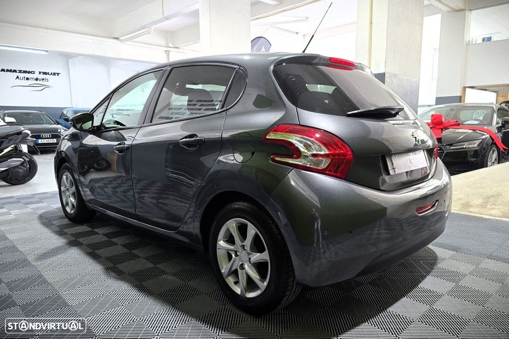 Peugeot 208 1.2 PureTech Active - 6