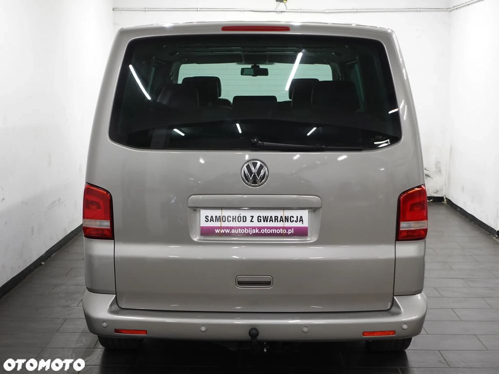 Volkswagen Multivan - 7
