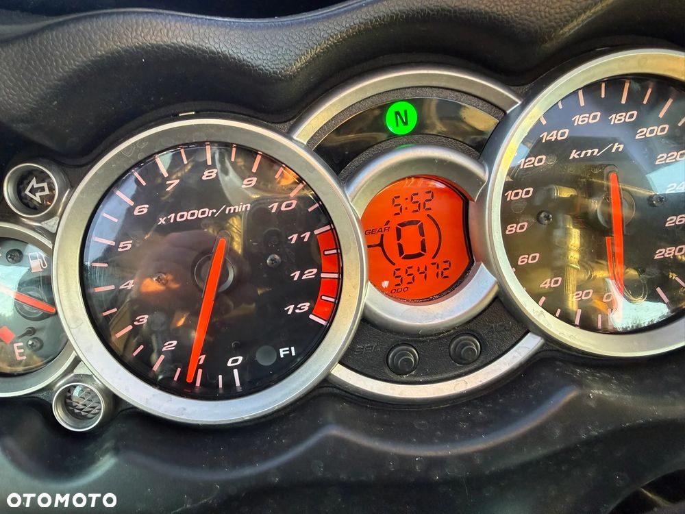 Suzuki Hayabusa - 12