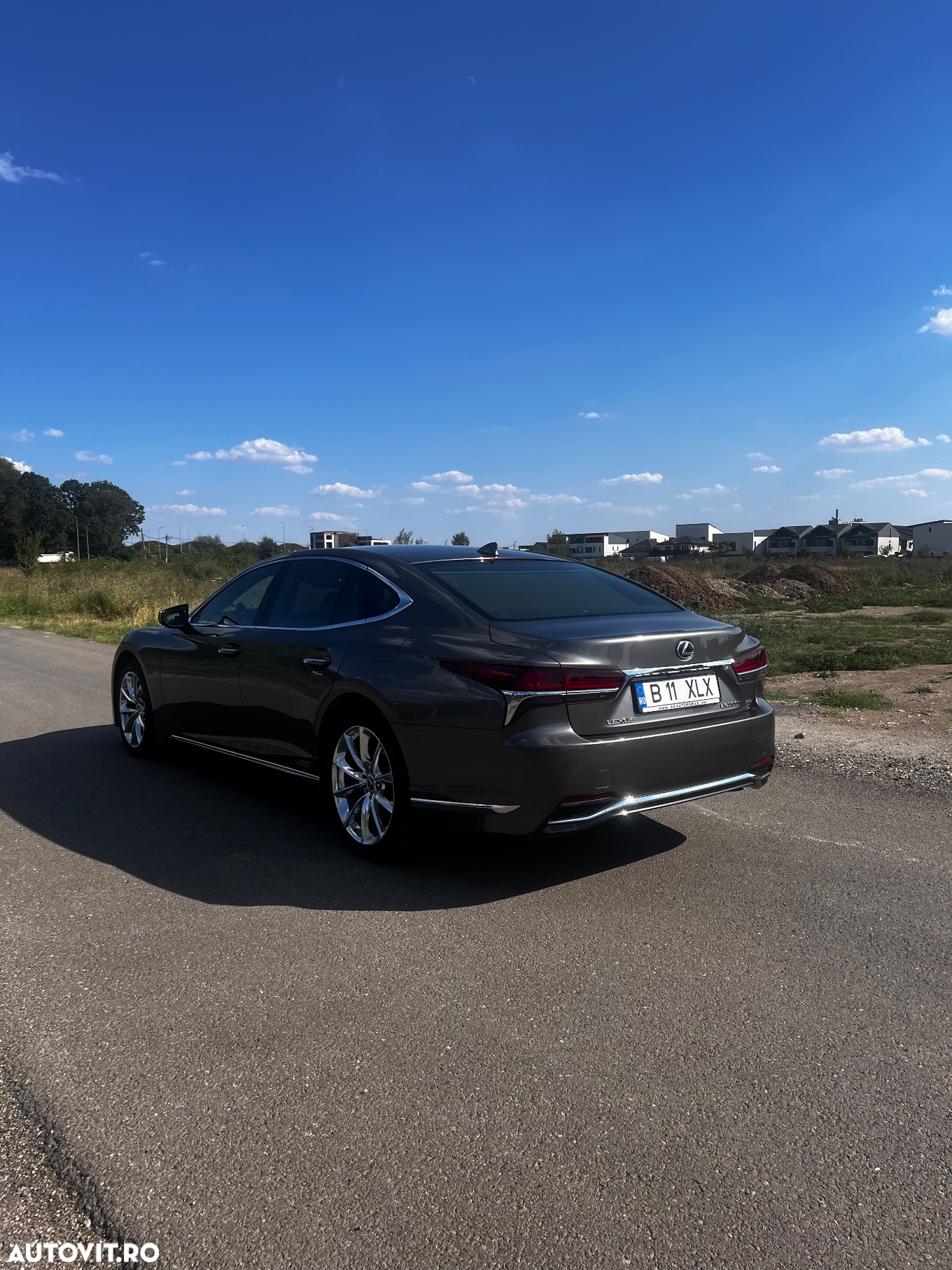 Lexus Seria LS - 5