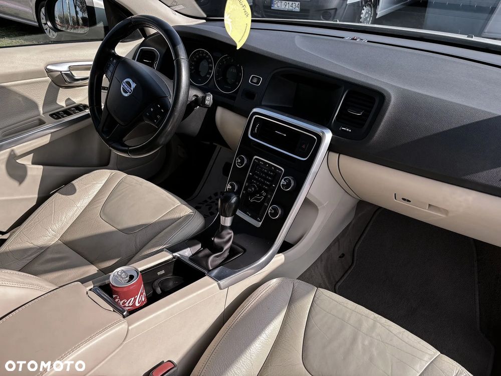 Volvo V60 D2 Kinetic - 9