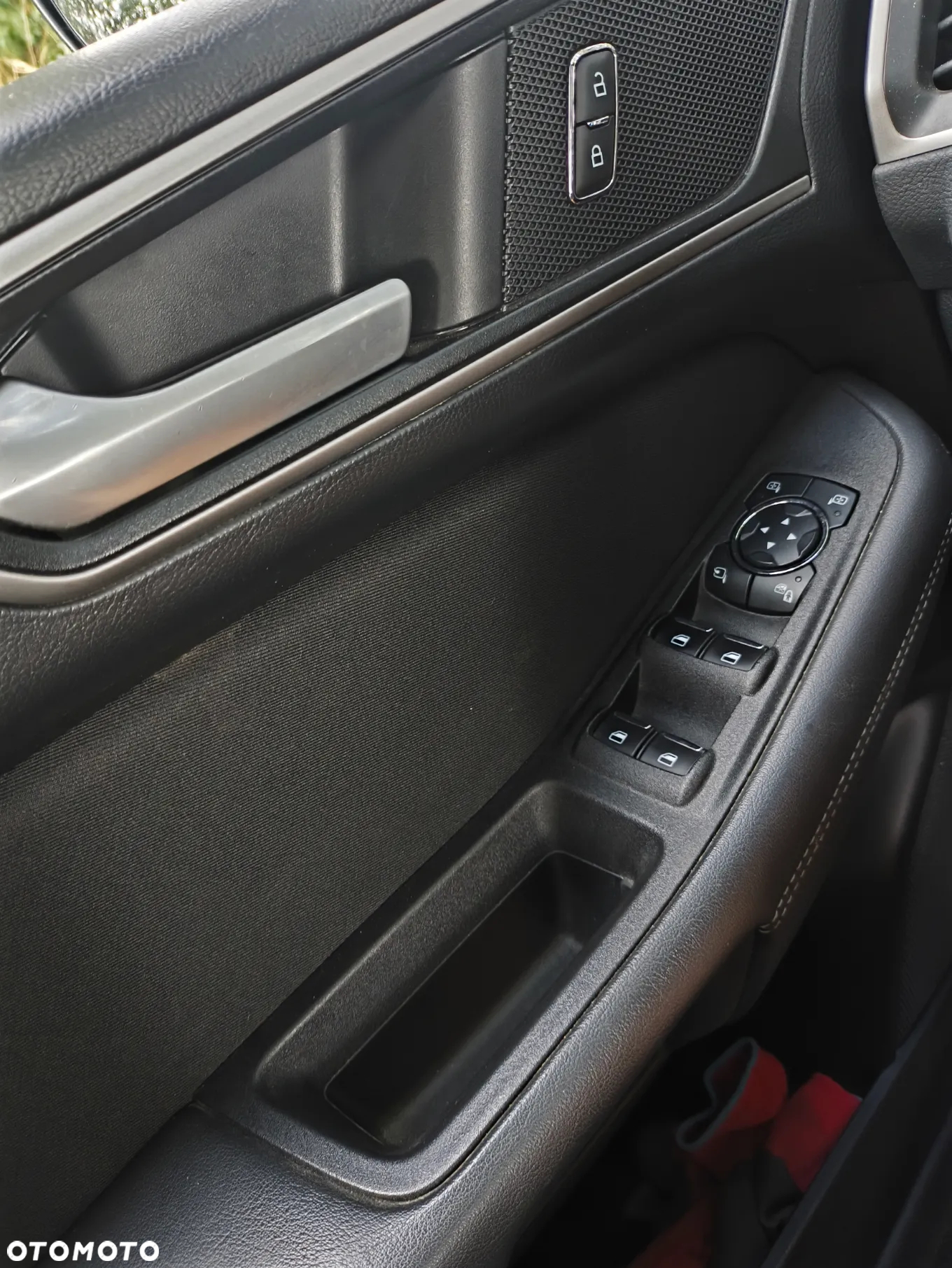 Ford S-Max 2.0 TDCi Trend PowerShift - 17