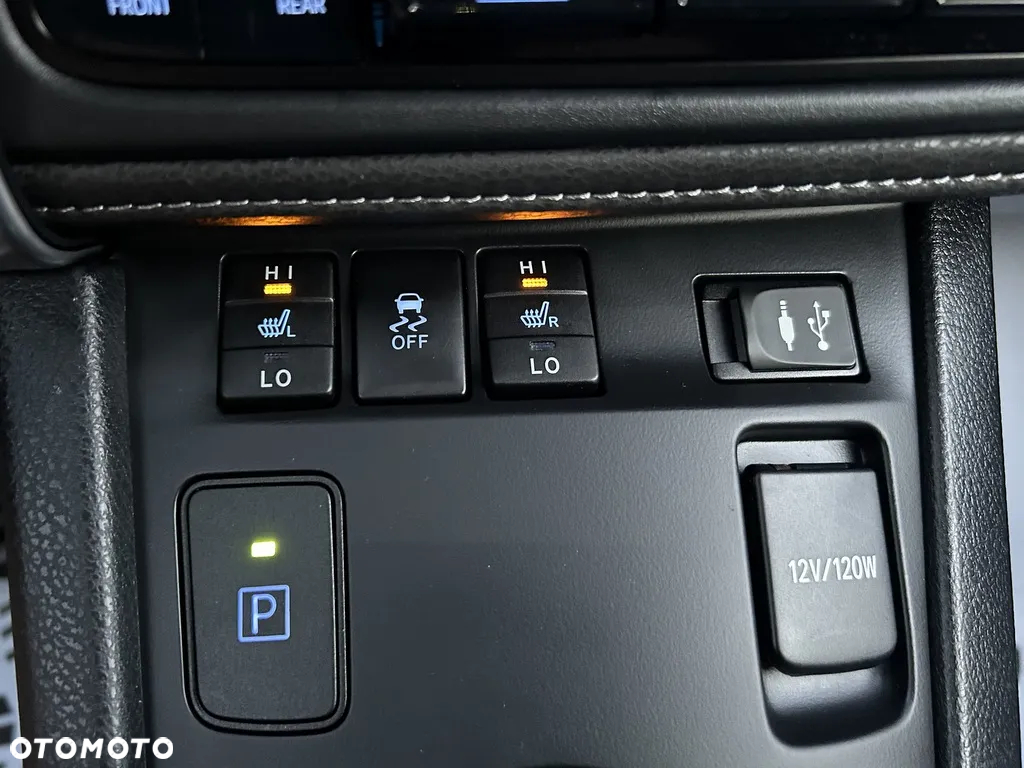 Toyota Auris - 7