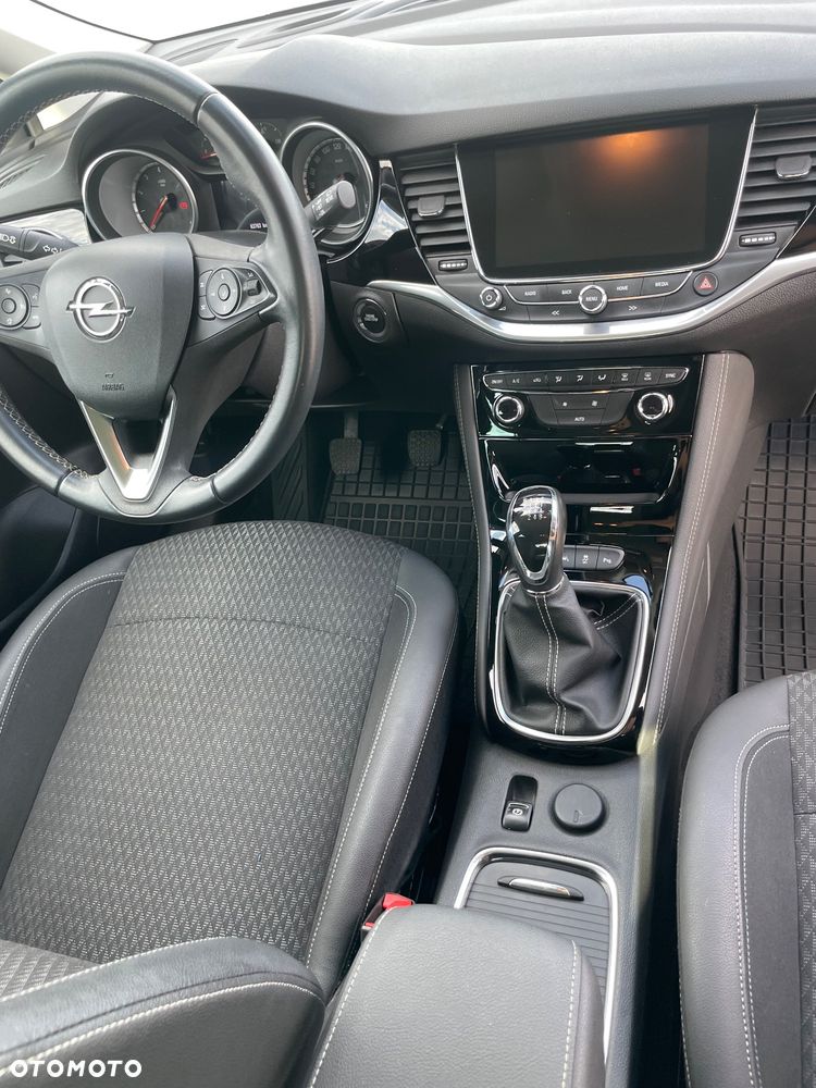Opel Astra - 16