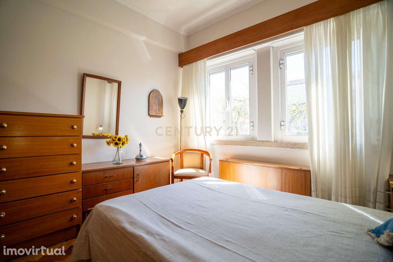 Apartamento T2 com boa exposição solar na Mina de Água, Amadora - Grande imagem: 3/18