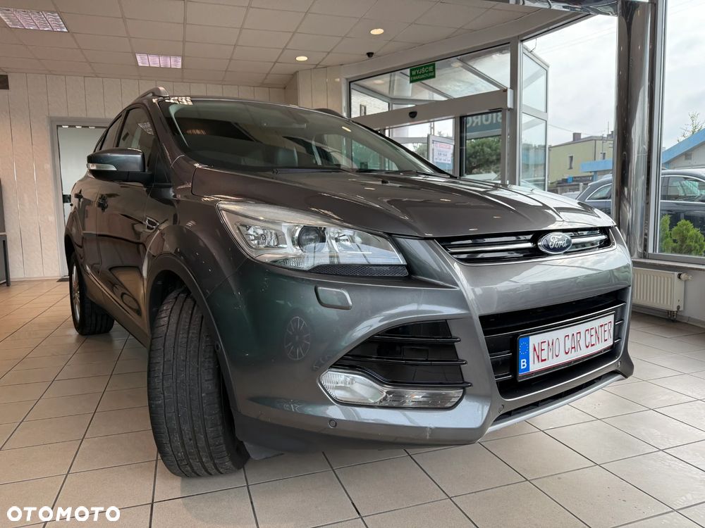 Ford Kuga 2.0 TDCi 2x4 Titanium - 3