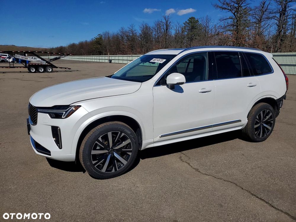 Volvo XC 90 - 1