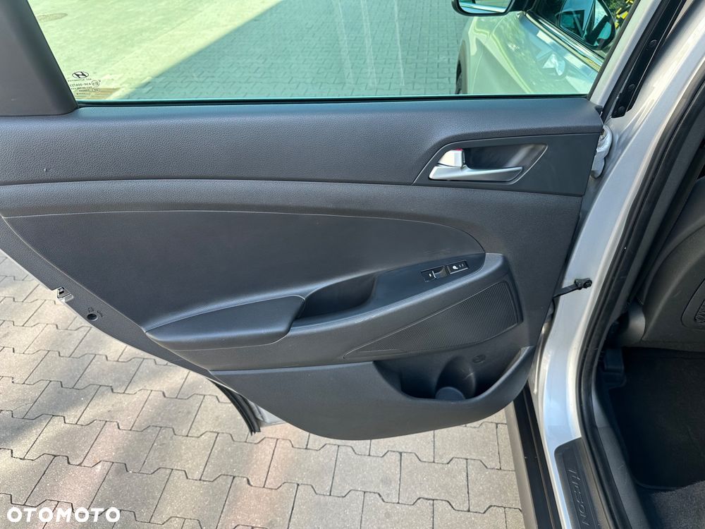Hyundai Tucson 2.0 CRDI Premium 4WD - 25