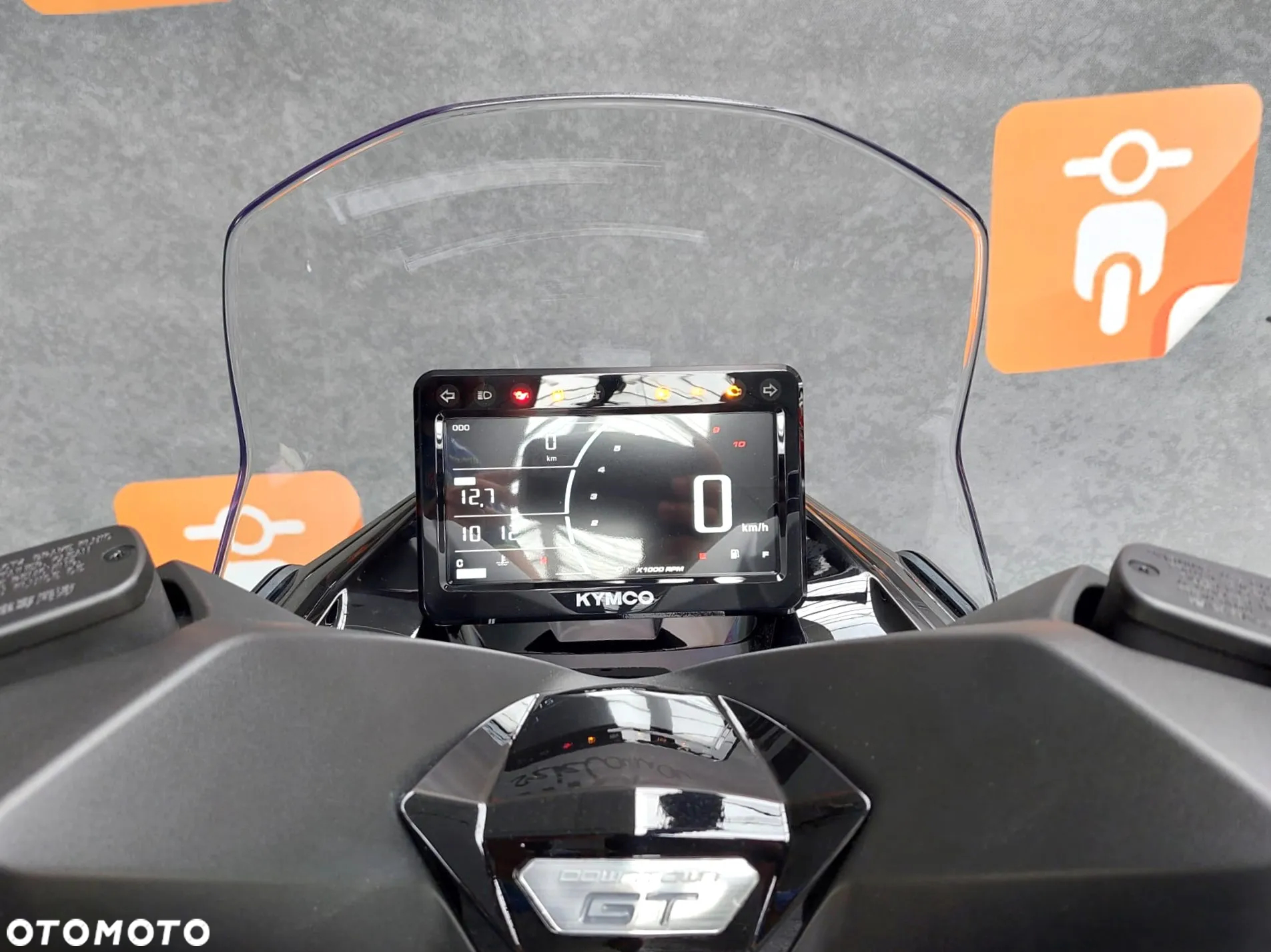 Kymco Downtown - 13