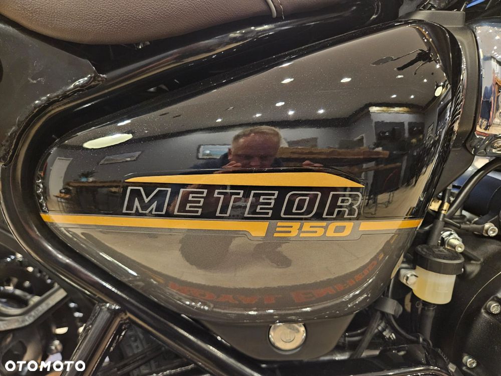 Royal Enfield Meteor - 12