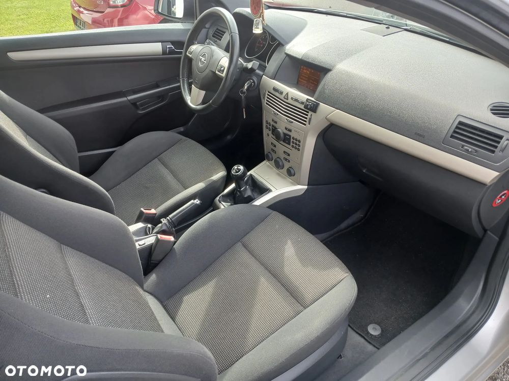 Opel Astra GTC 1.6 Sport - 7