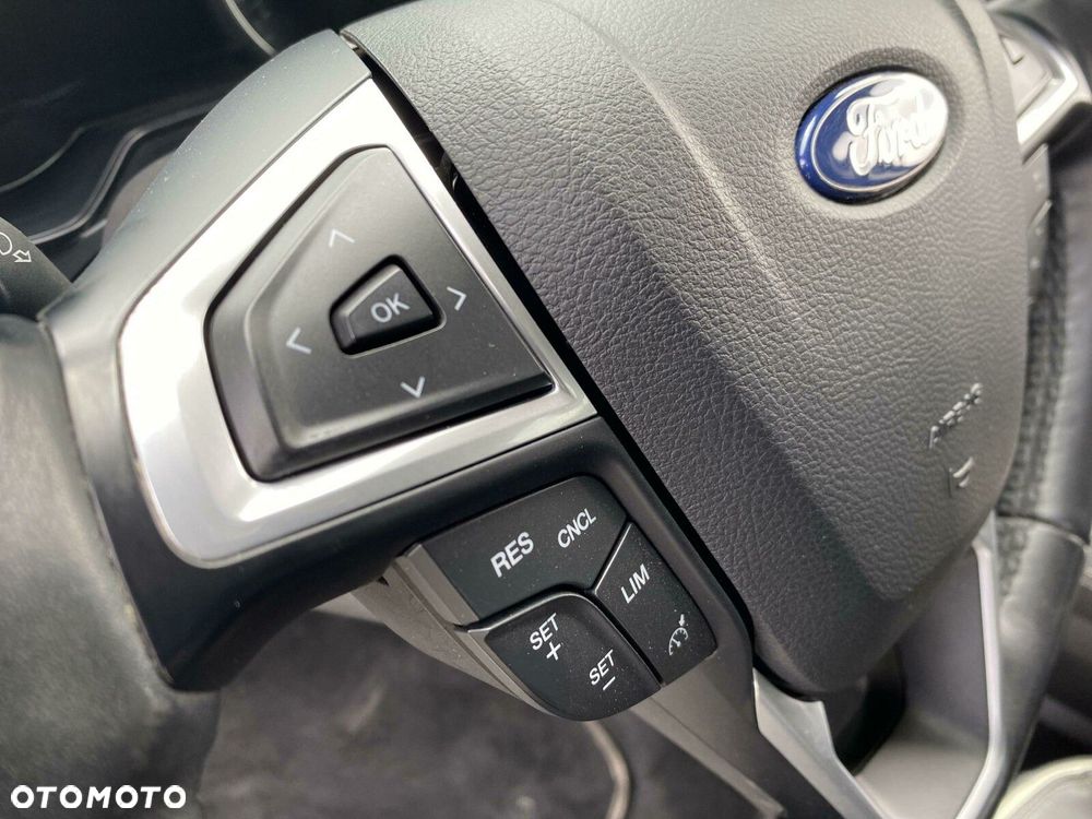 Ford Mondeo - 13