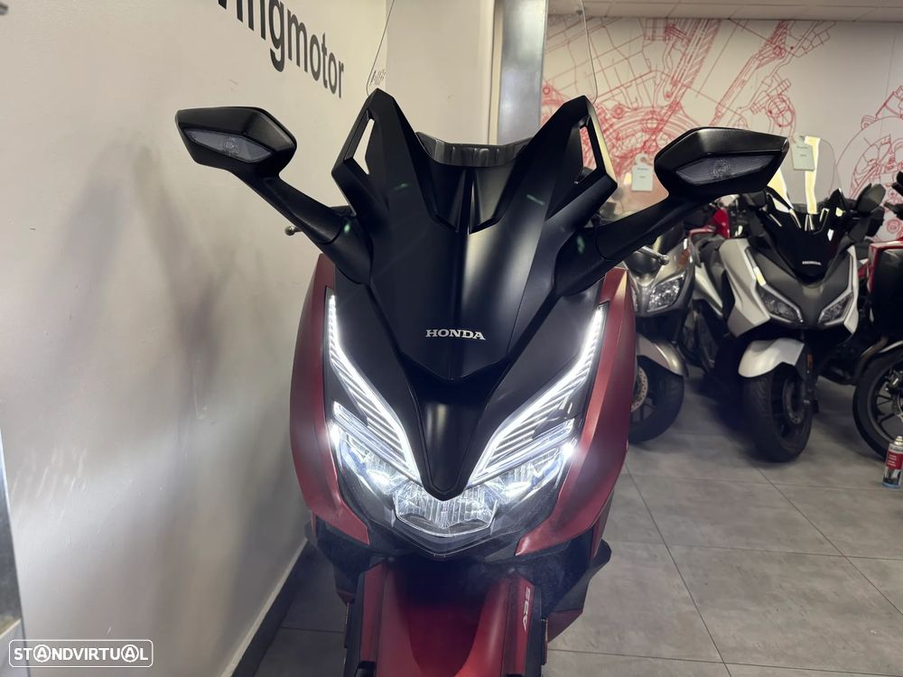 Honda Forza 125 - 4