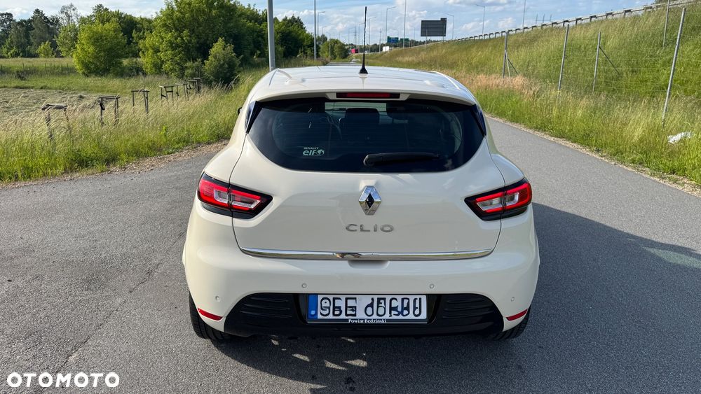 Renault Clio TCe 90 Luxe - 5