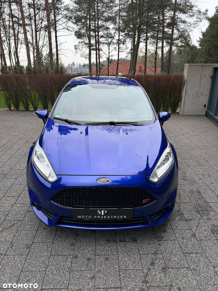 Ford Fiesta 1.6 EcoBoost ST - 14