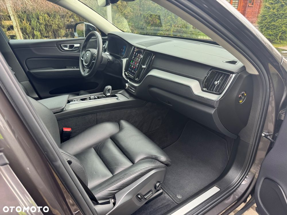 Volvo XC 60 T8 AWD Recharge Ultimate Black Edition - 14