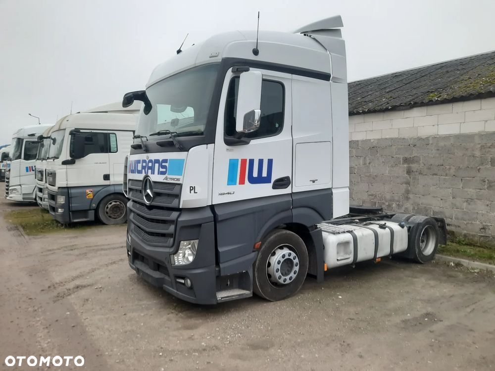 Mercedes-Benz ACTROS - 2