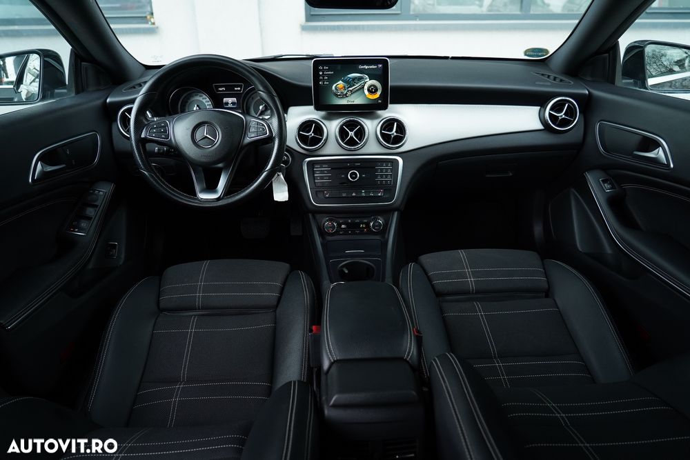 Mercedes-Benz CLA ver-200-d-4matic-7g--dct-peak-edition - 5