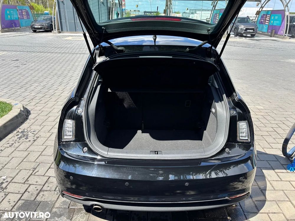 Audi A1 ack 25 TFSI S tronic Advanced - 7