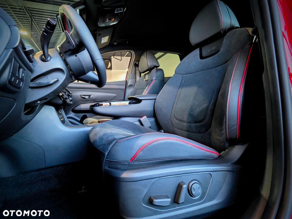 Hyundai Tucson 1.6 T-GDi HEV N-Line 4WD - 16