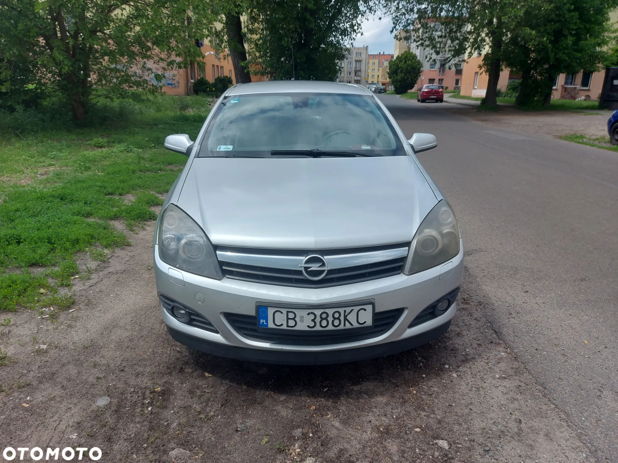 Opel Astra GTC 1.8 Cosmo - 6