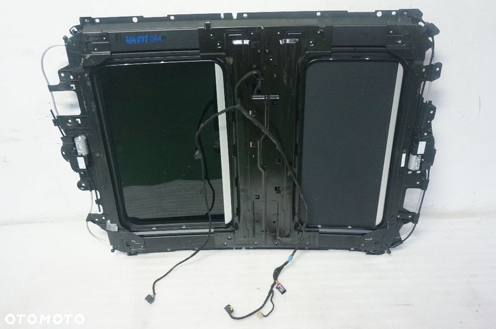 Szyberdach Panorama Audi A8 D4 Long 4H4877041 2016 - 3