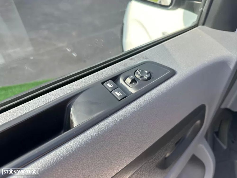 Peugeot expert 2.0 bluehdi automática - 13