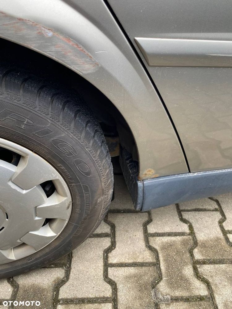 Opel Vectra 1.8 Comfort - 11