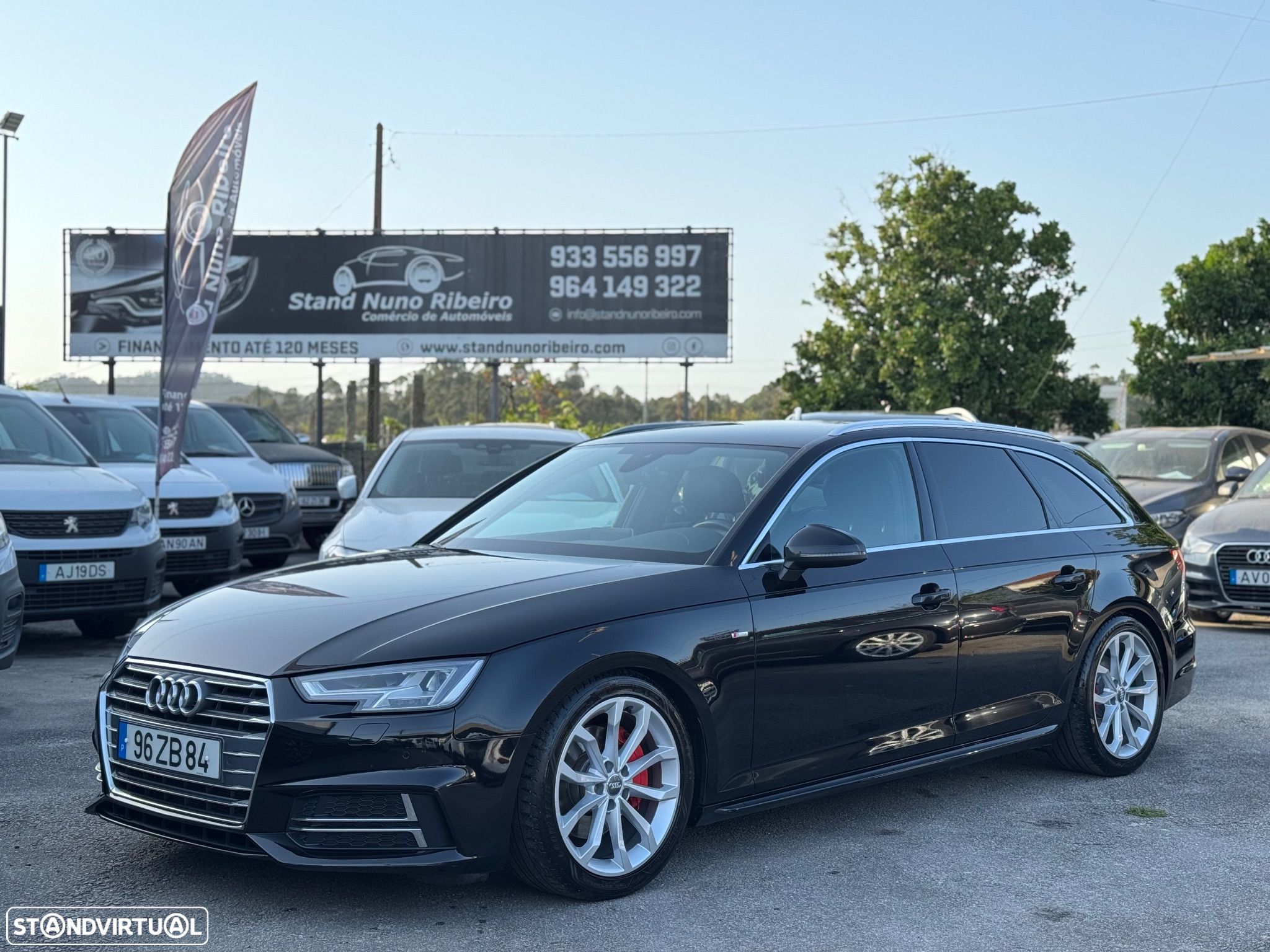 Audi A4 Avant 2.0 TDI S-line S tronic - 1