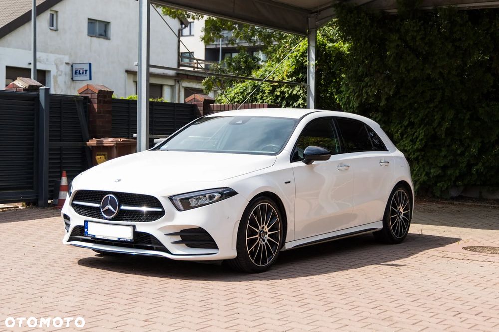 Mercedes-Benz Klasa A 180 Edycja specjalna 7G-DCT - 2