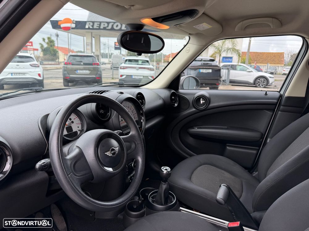 MINI Countryman One D - 10