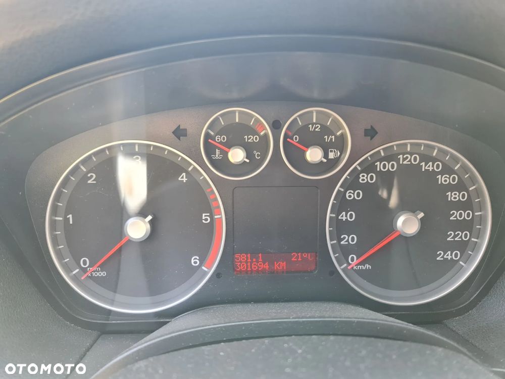 Ford Focus 1.6 TDCi Ambiente - 7