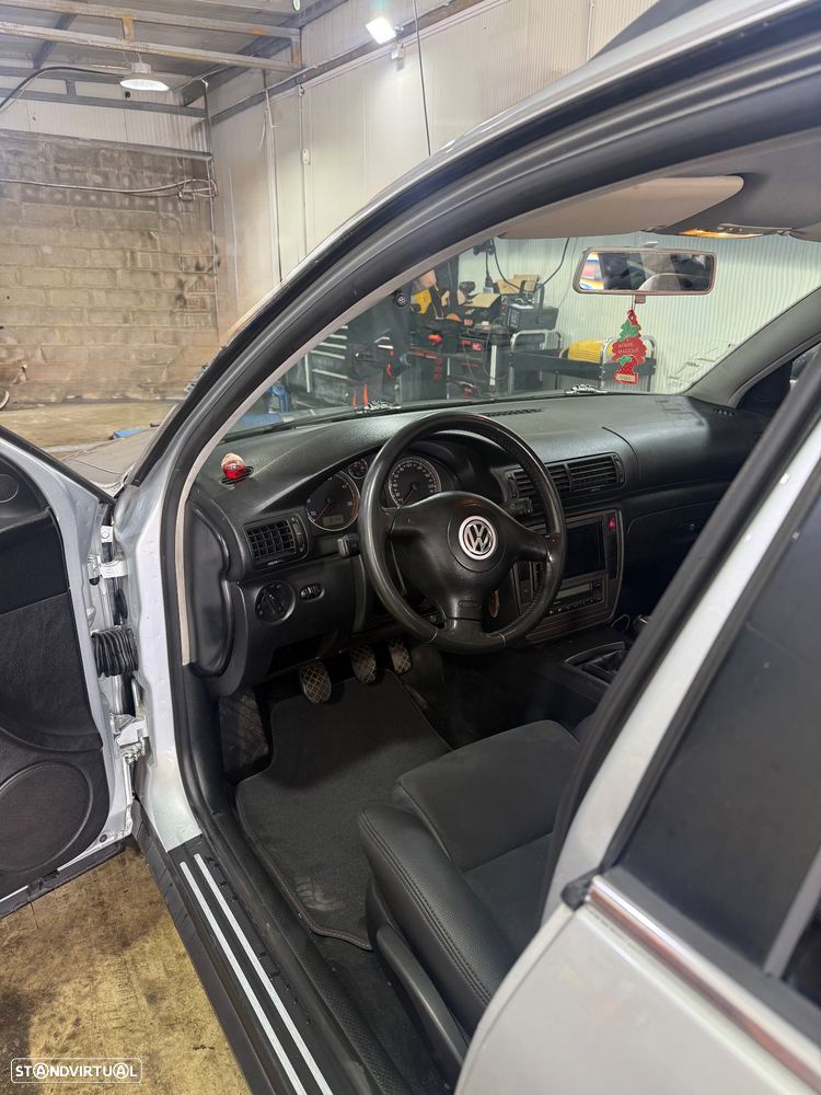 VW Passat Variant 1.9 TDi Confortline 6V - 1