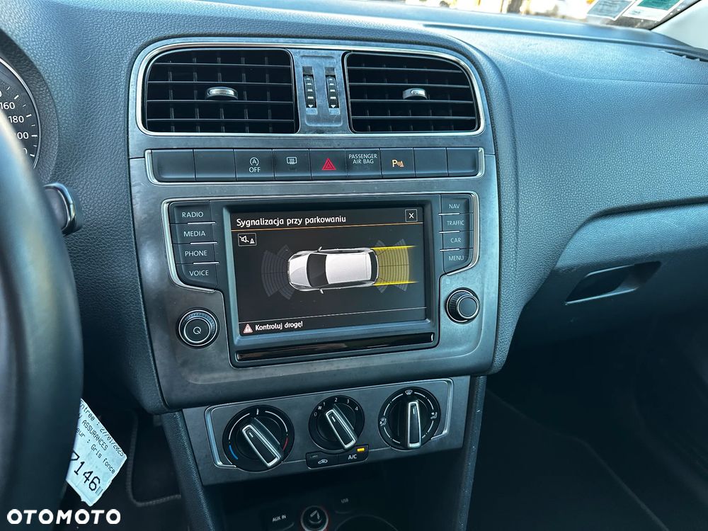 Volkswagen Polo - 11