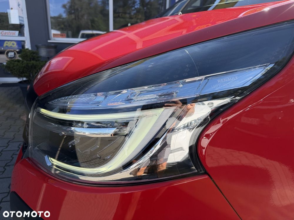 Renault Trafic - 25