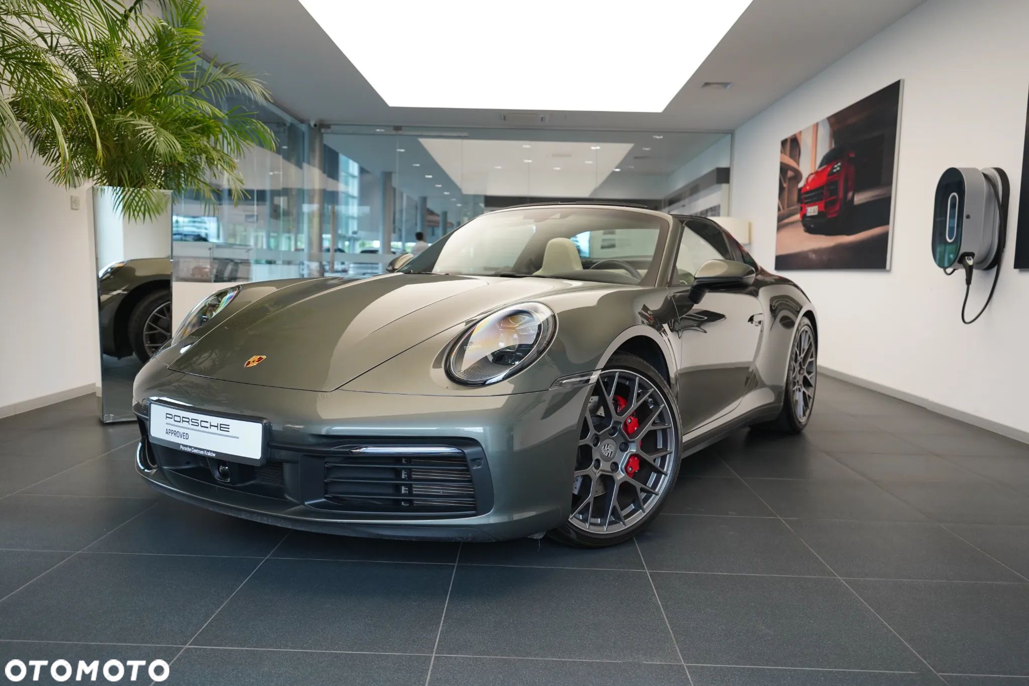 Porsche 911 Targa 4S - 1