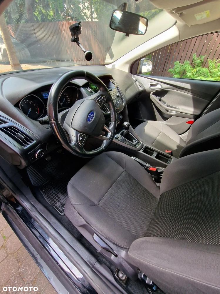 Ford Focus 1.6 Trend - 9