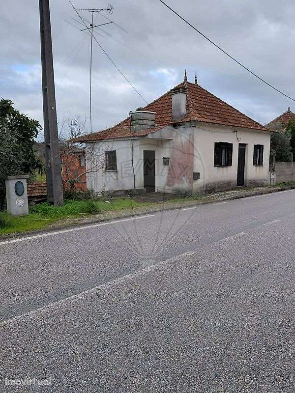 Moradia T1 para venda - Grande imagem: 4/17