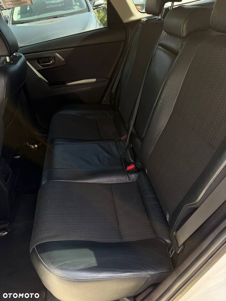Toyota Auris - 12