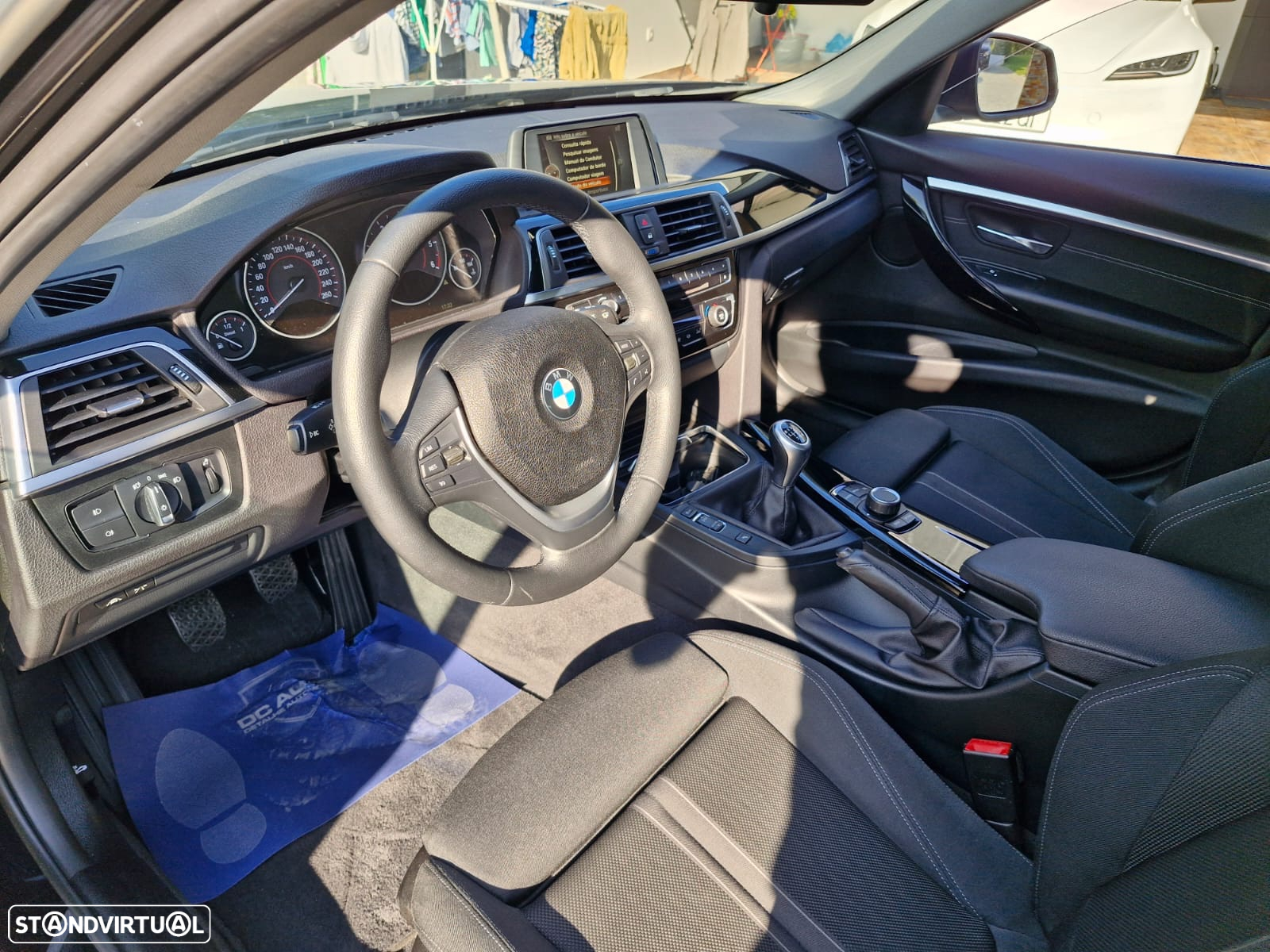 BMW 318 d Touring Line Sport - 8