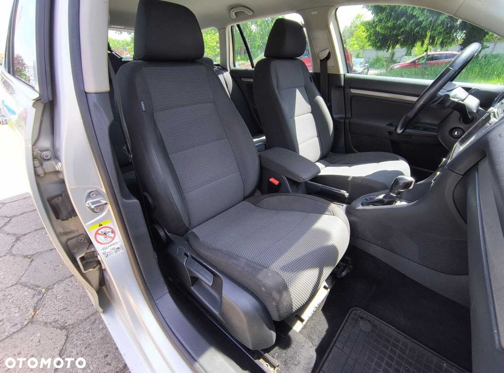 Volkswagen Golf - 15