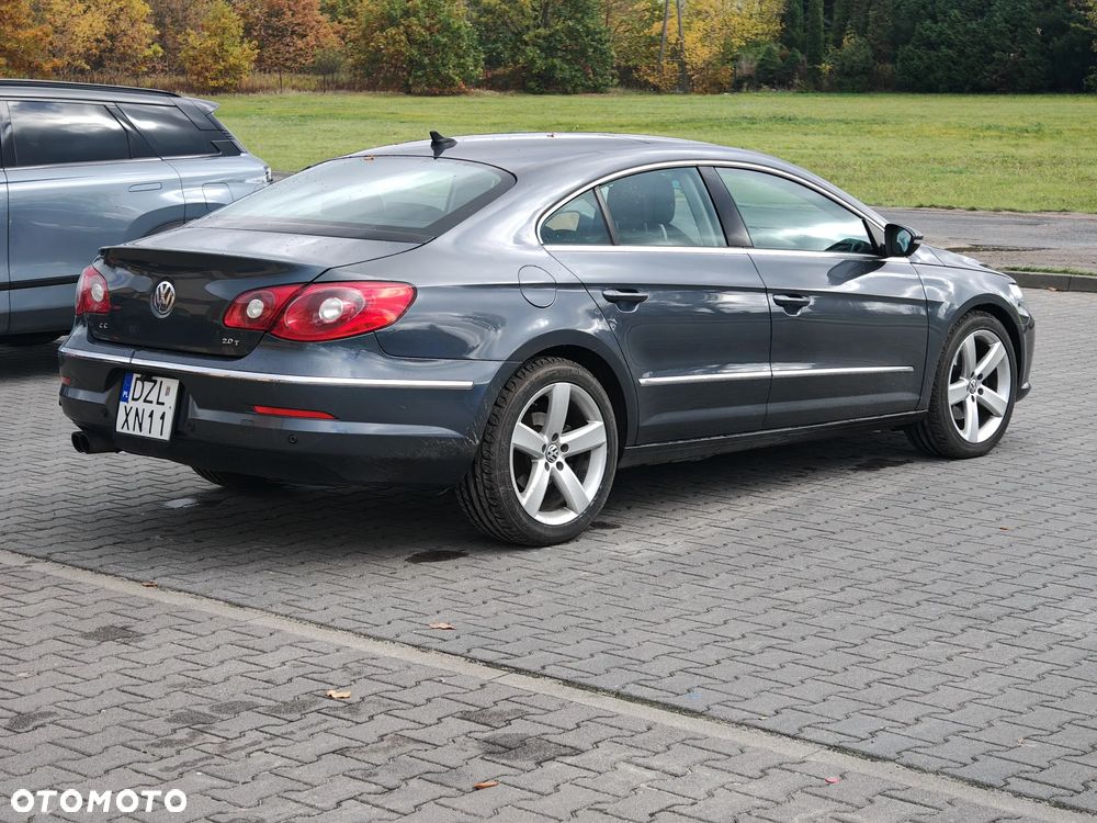 Volkswagen Passat 2.0 TSI Highline DSG - 8